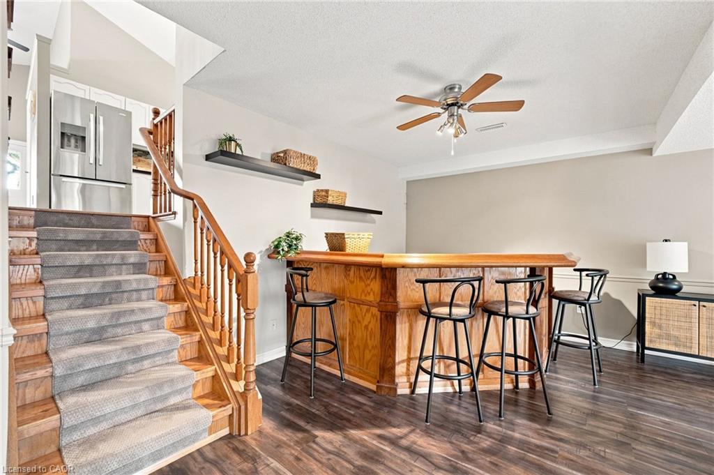 546 Jerseyville Road W Property Photo 29