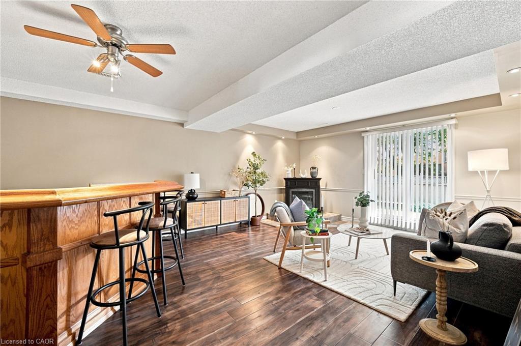 546 Jerseyville Road W Property Photo 30