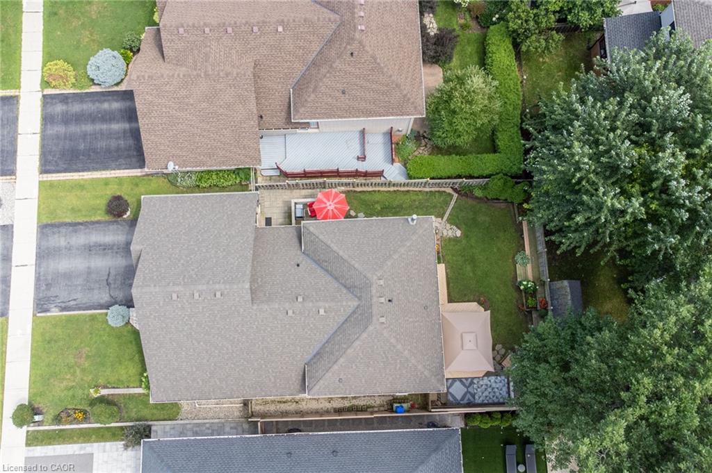546 Jerseyville Road W Property Photo 41