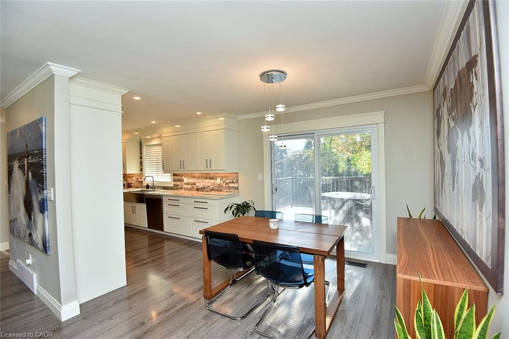 699 Castleguard Crescent Property Photo 14