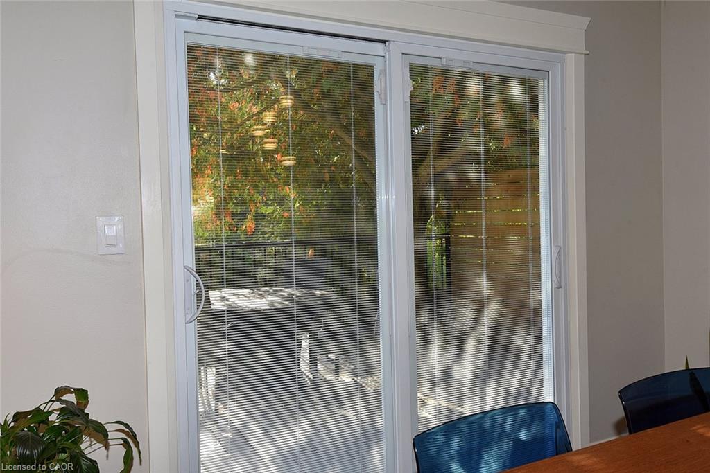 699 Castleguard Crescent Property Photo 15