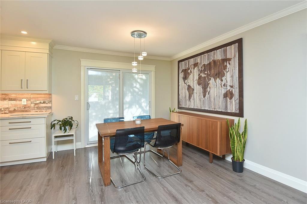 699 Castleguard Crescent Property Photo 18