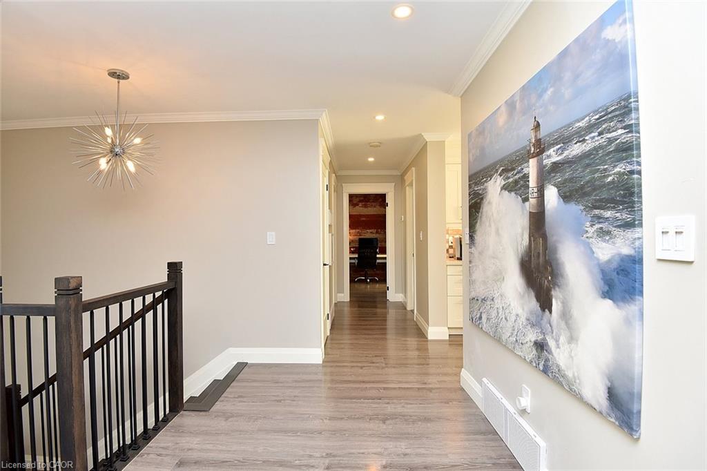 699 Castleguard Crescent Property Photo 26