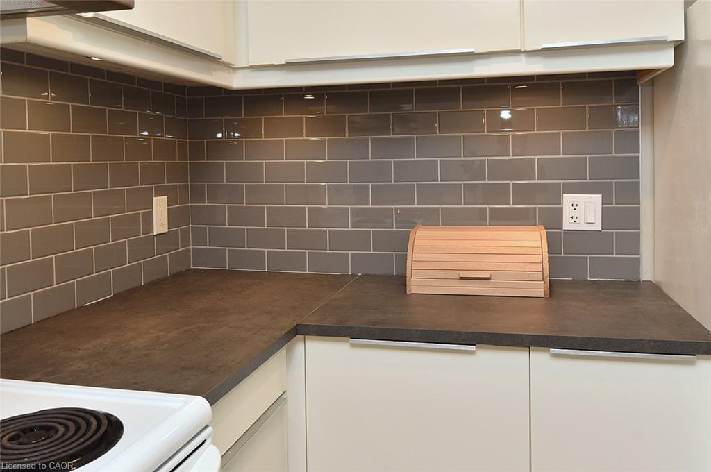 699 Castleguard Crescent Property Photo 34