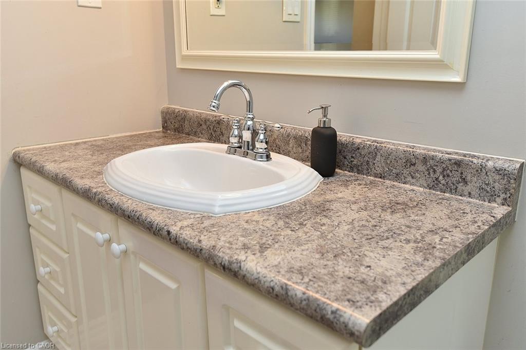 699 Castleguard Crescent Property Photo 43