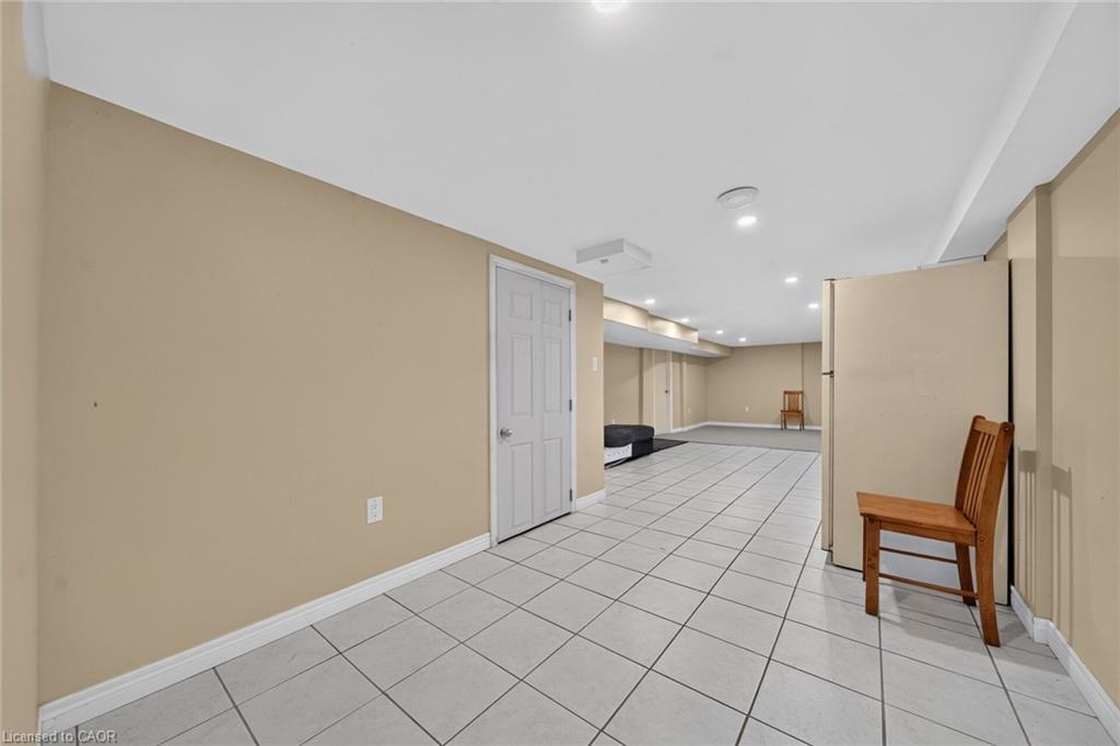 16 Garden Street Property Photo 26