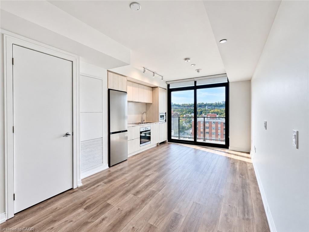 1402-1 Jarvis Street Property Photo 4