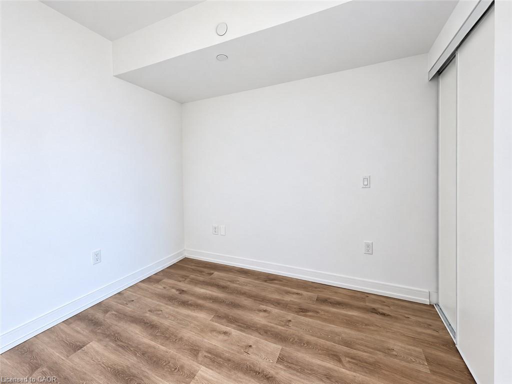 1402-1 Jarvis Street Property Photo 6