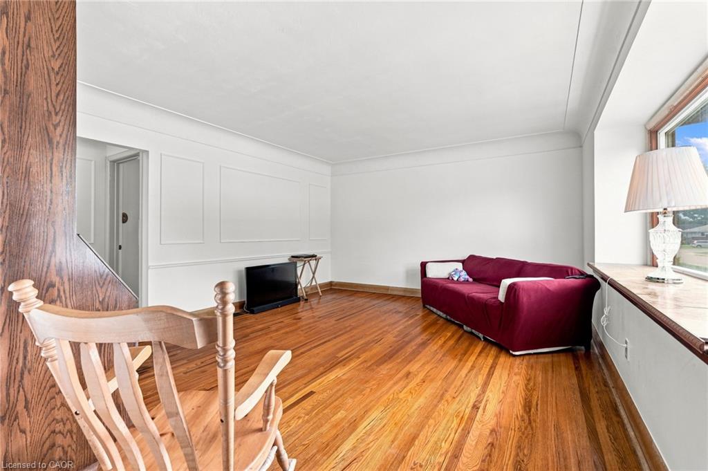 241 East 44th Street Property Photo 8