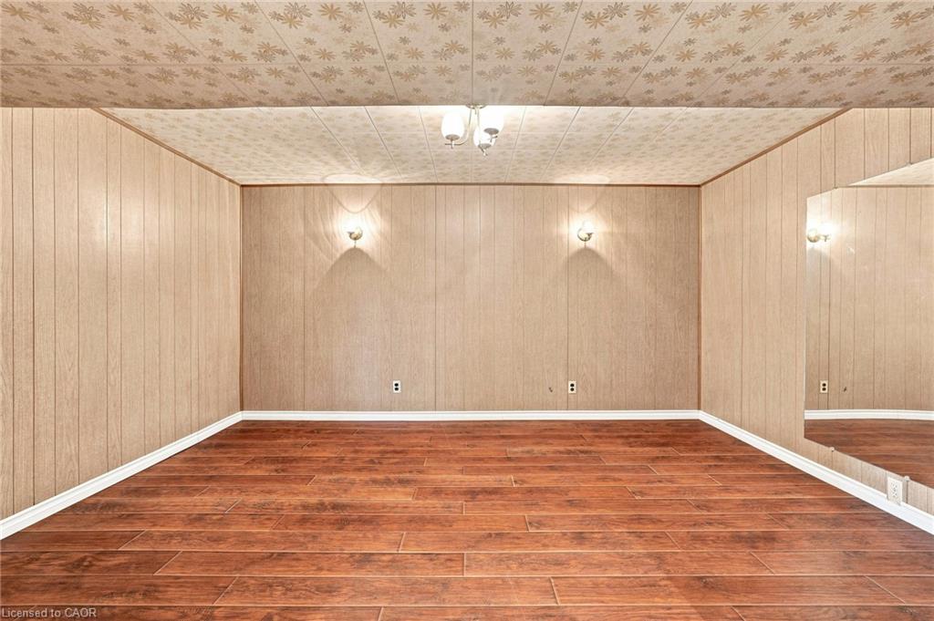 241 East 44th Street Property Photo 23