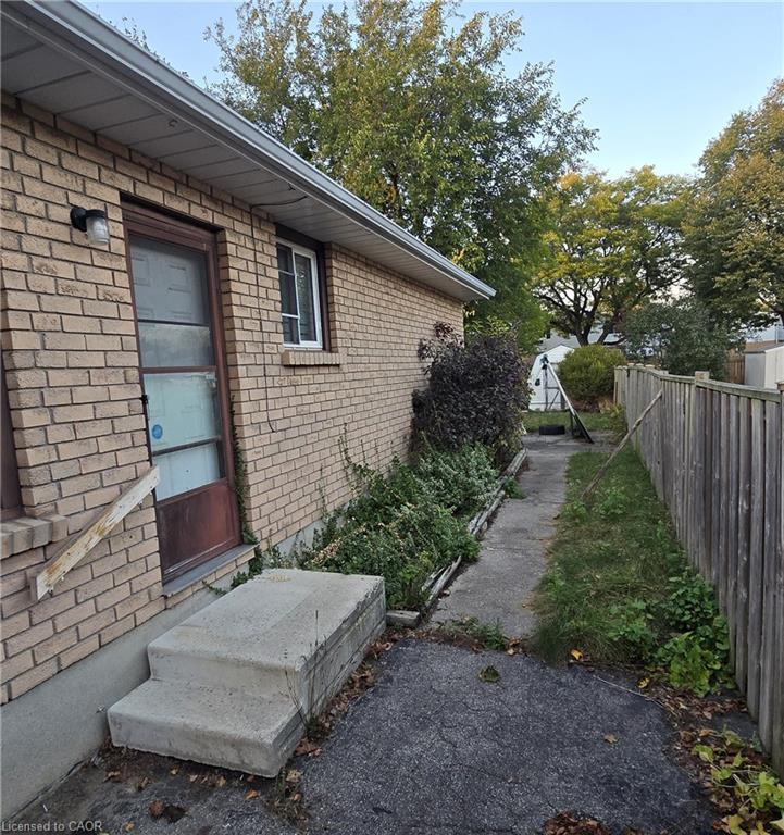 11 Debby Crescent Property Photo 22