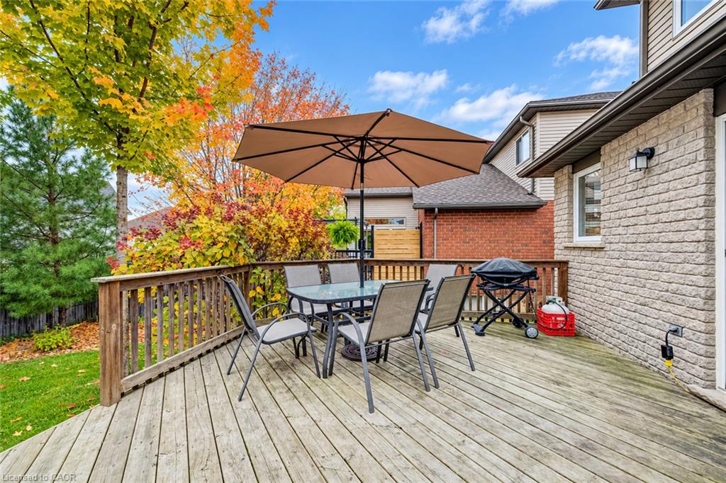 204 Park Avenue W Property Photo 29