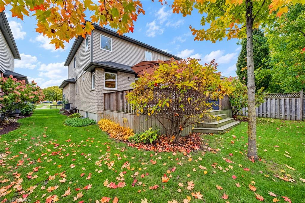 204 Park Avenue W Property Photo 33