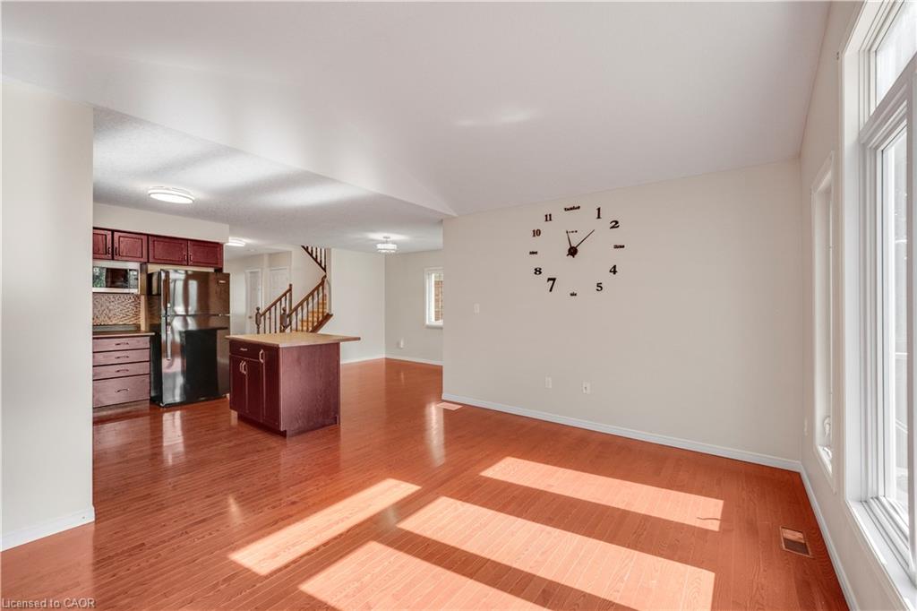 565 Wild Iris Avenue Property Photo 15