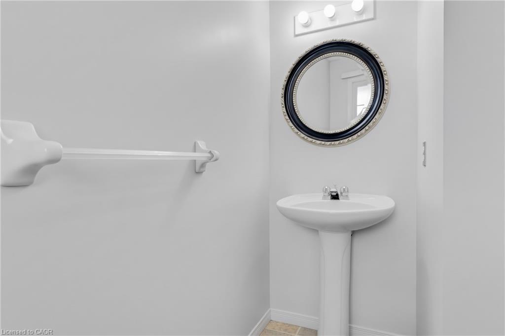 94 Foxglove Crescent Property Photo 22
