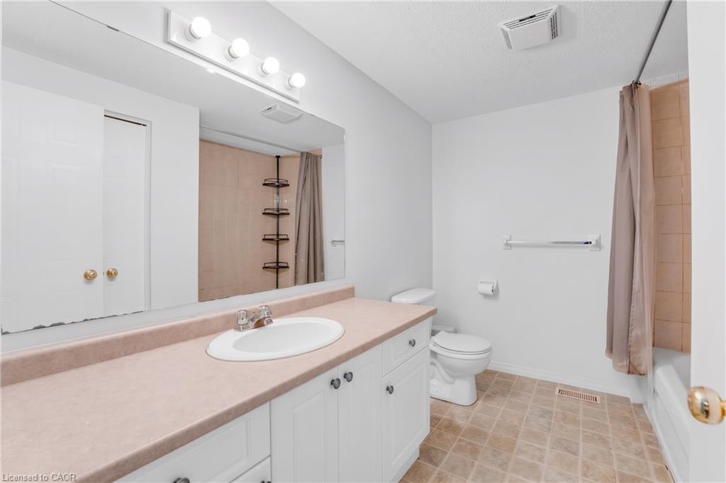 94 Foxglove Crescent Property Photo 34