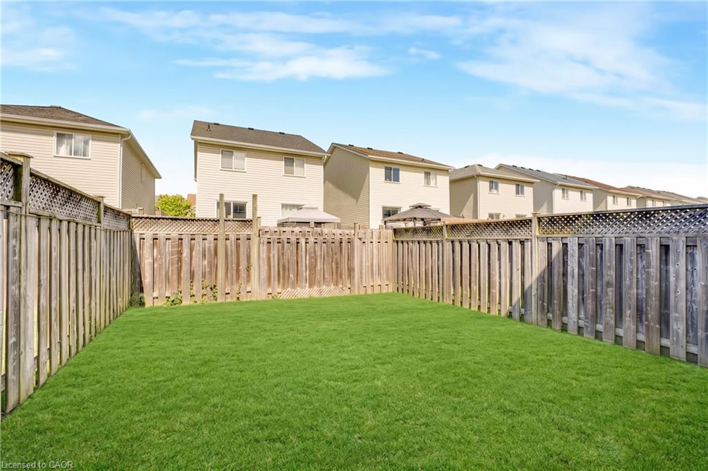 94 Foxglove Crescent Property Photo 38