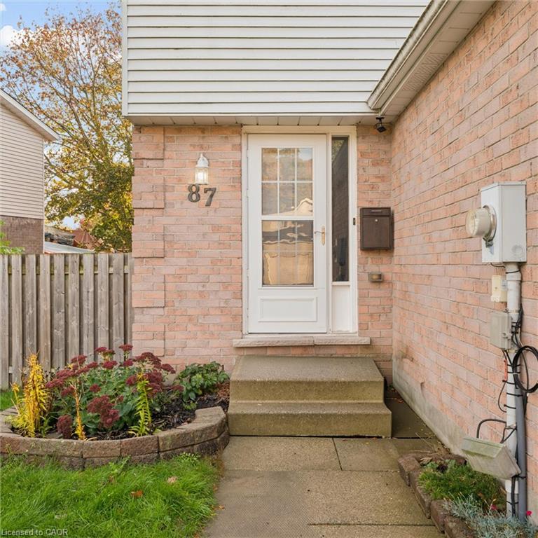 87 Poplar Drive Property Photo 5
