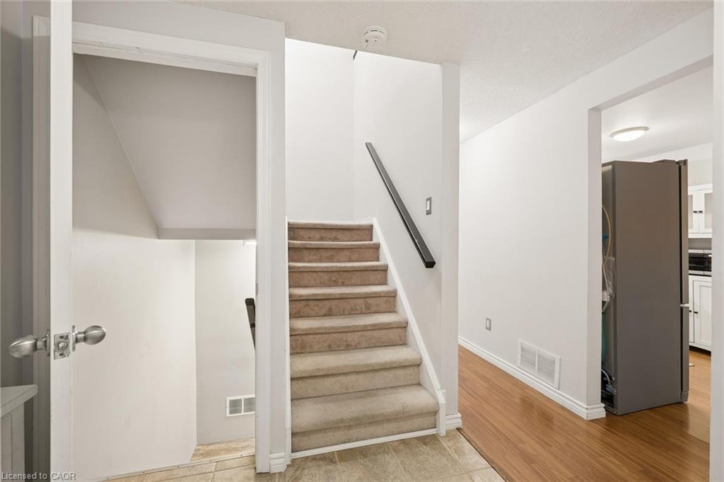 87 Poplar Drive Property Photo 7