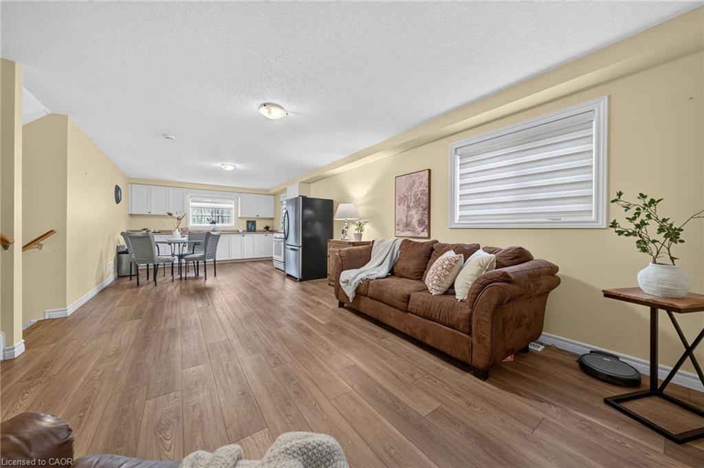 60 Wagler Avenue Property Photo 37