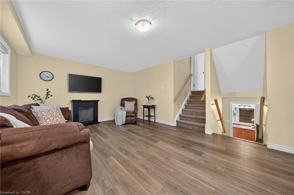 60 Wagler Avenue Property Photo 40
