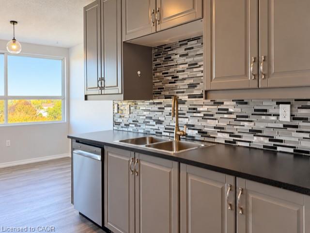 615-200 Jamieson Parkway Property Photo 5