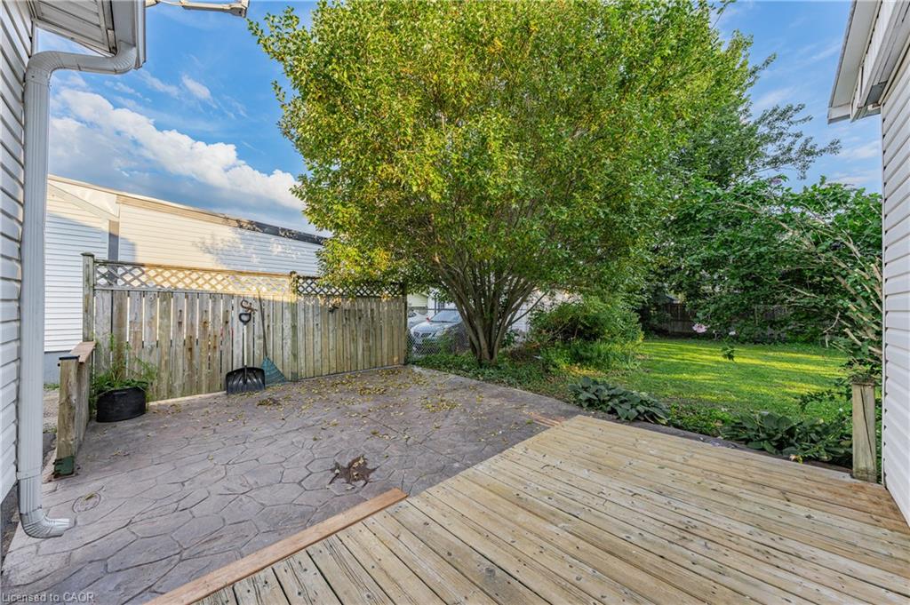 12 Admiral Road Property Photo 39