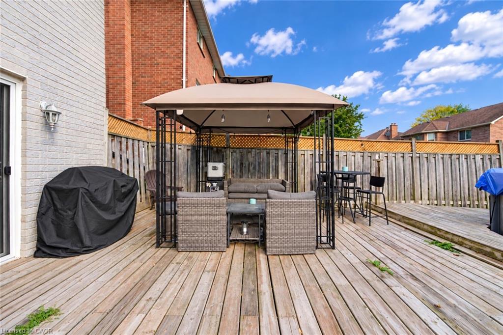 46 Robson Avenue Property Photo 9