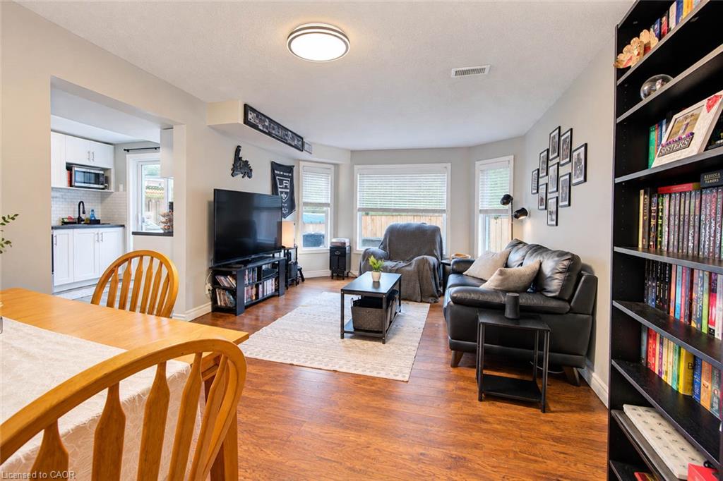 46 Robson Avenue Property Photo 38