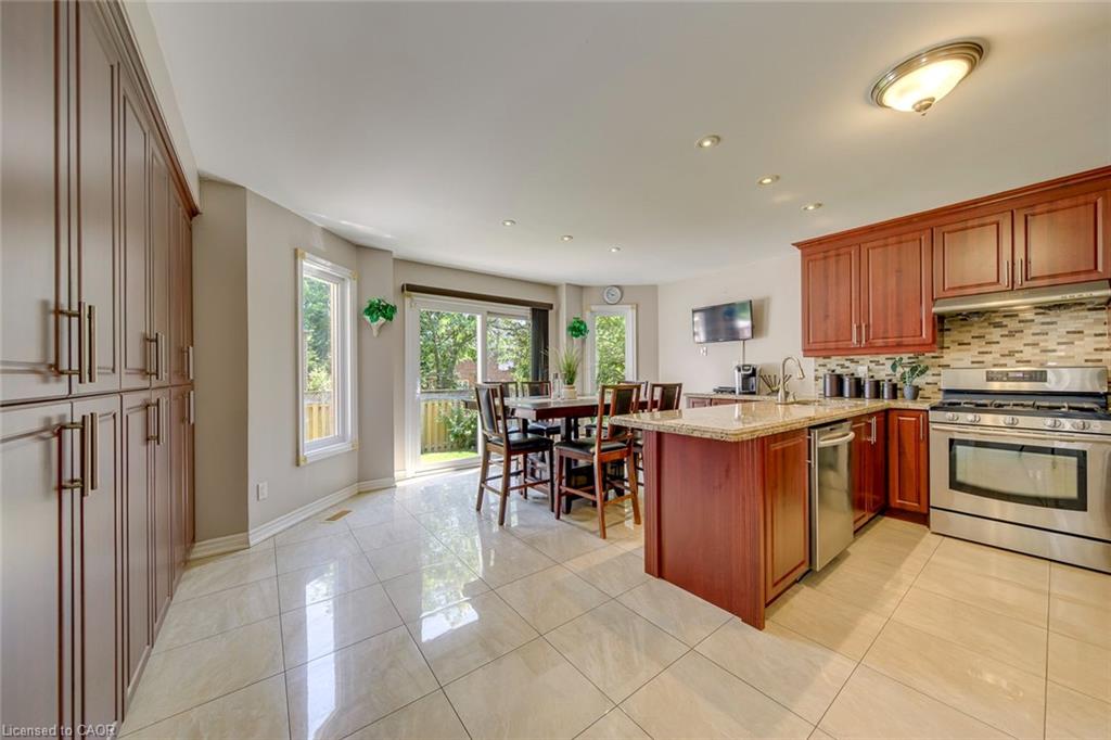 2442 Wynten Way Property Photo 11