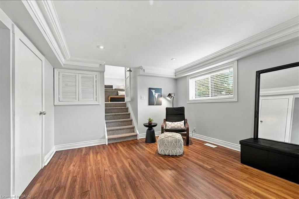 340 Duncombe Drive Property Photo 26