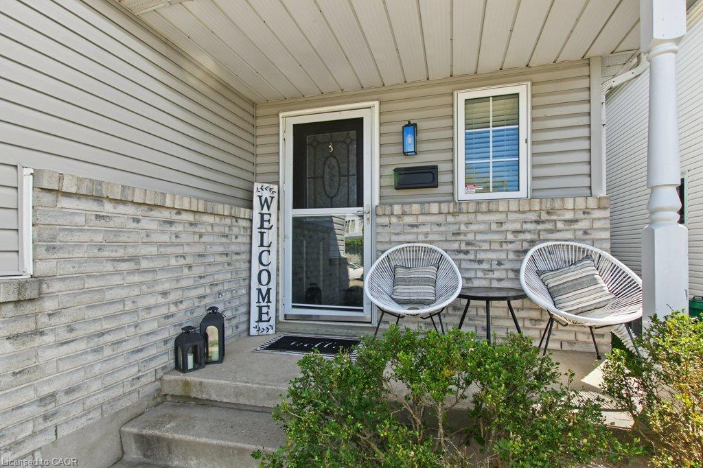 347 Bankside Drive Property Photo 4