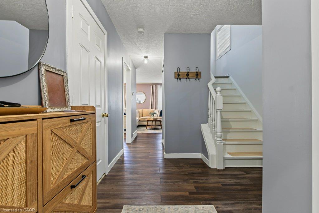 347 Bankside Drive Property Photo 6