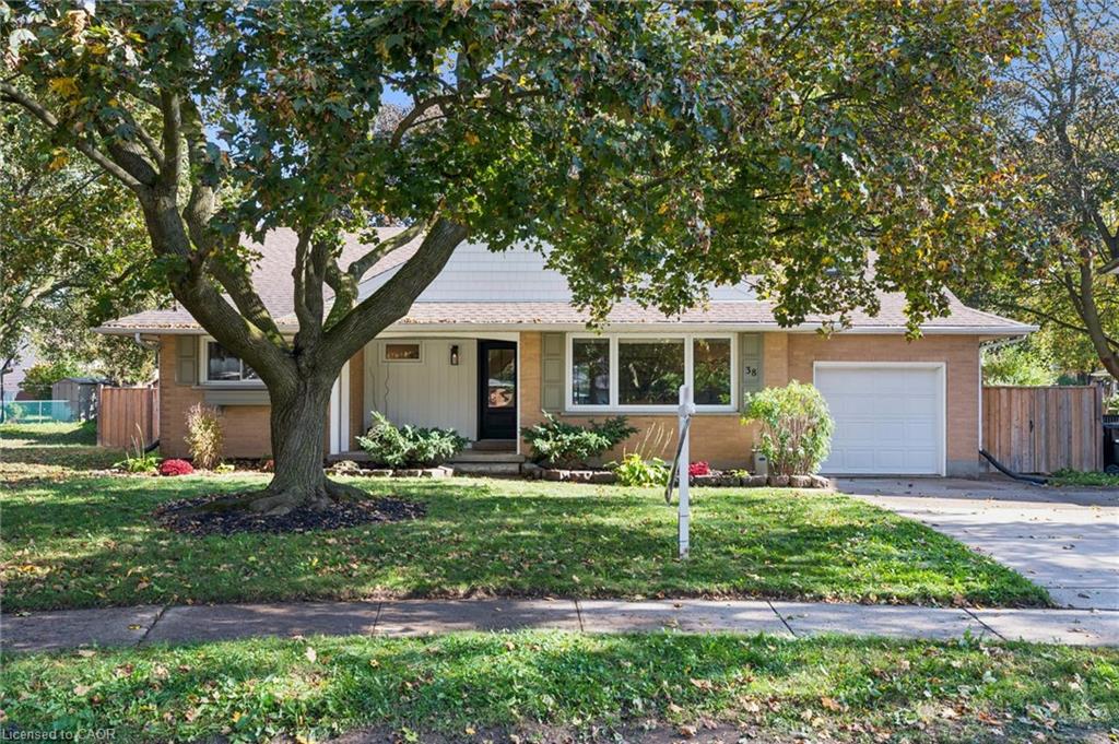 38 Yule Place Property Photo 2