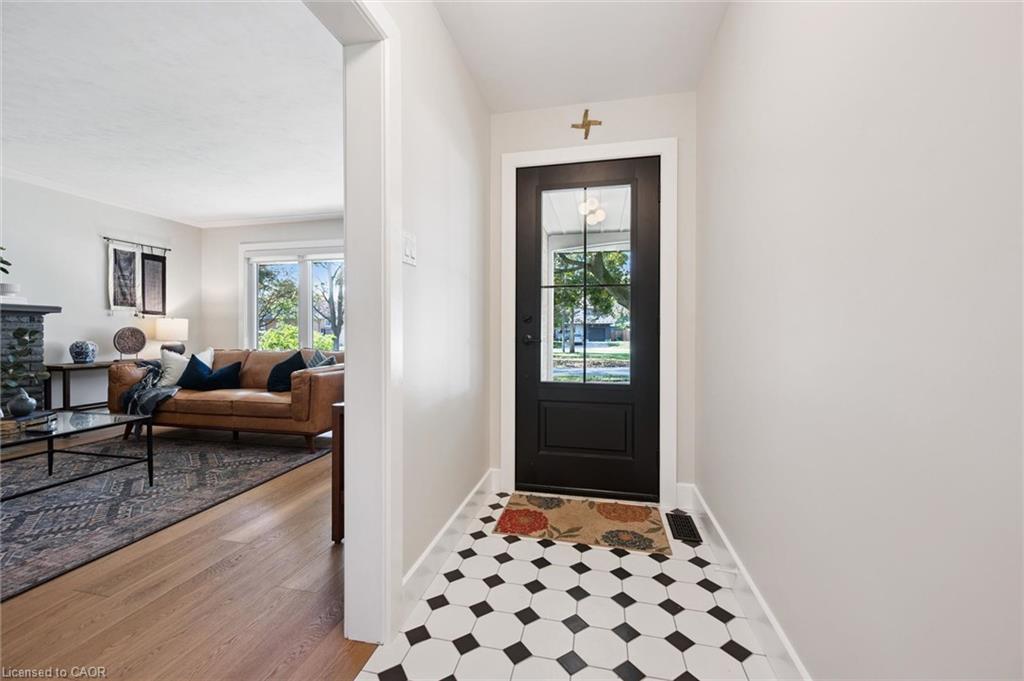 38 Yule Place Property Photo 5