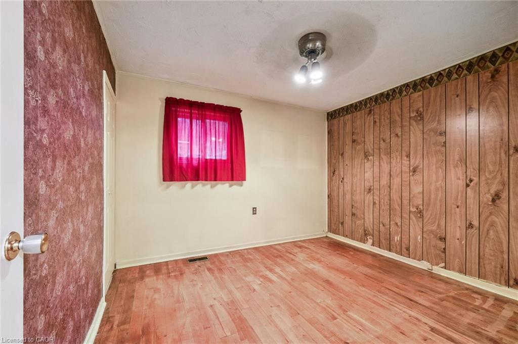 127 Spadina Road E Property Photo 10