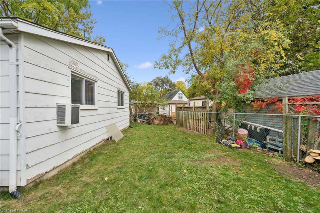 127 Spadina Road E Property Photo 20