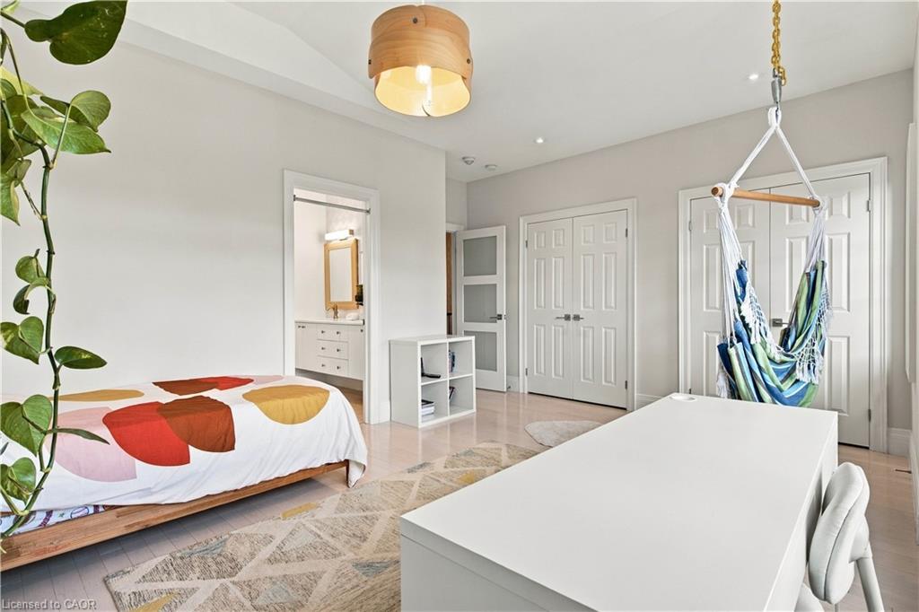 96 Mccann Street Property Photo 35