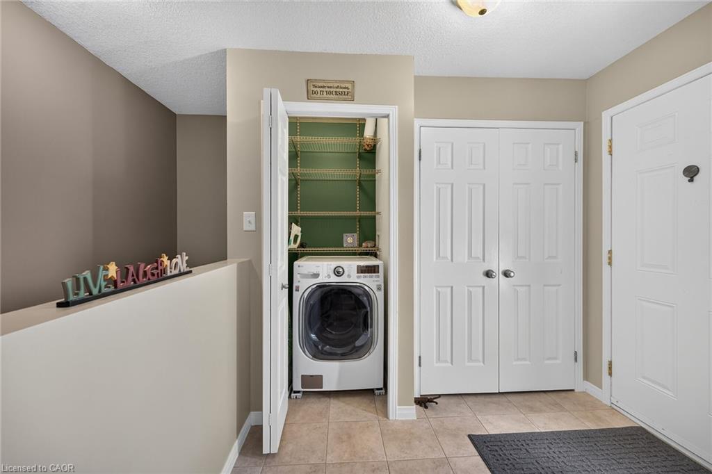 7 Powell Lane Property Photo 26