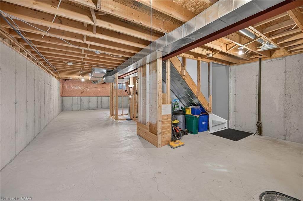 7 Powell Lane Property Photo 28