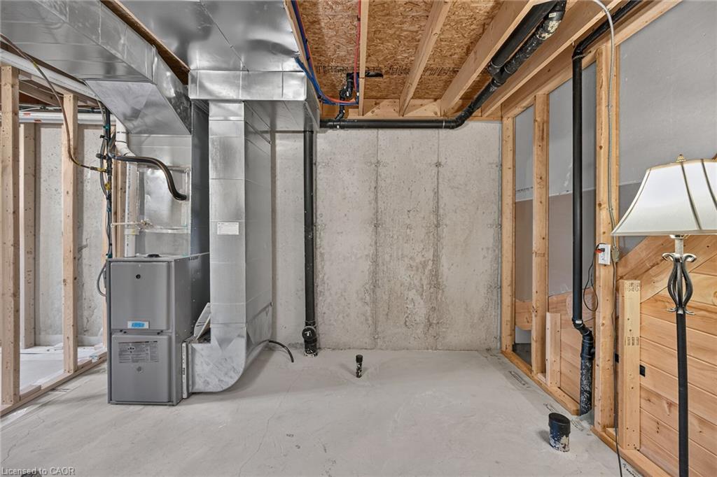 7 Powell Lane Property Photo 30