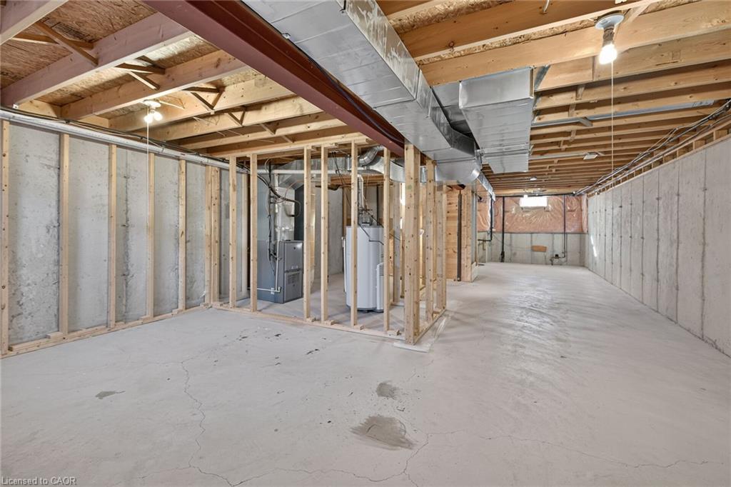 7 Powell Lane Property Photo 32