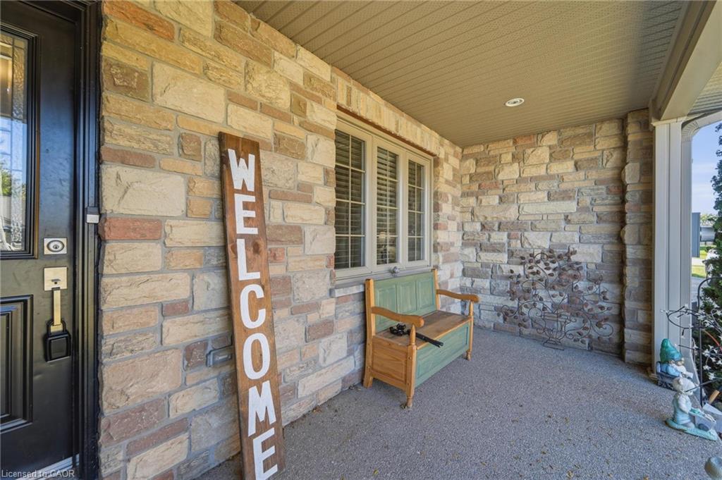 10 Nyah Court Property Photo 3