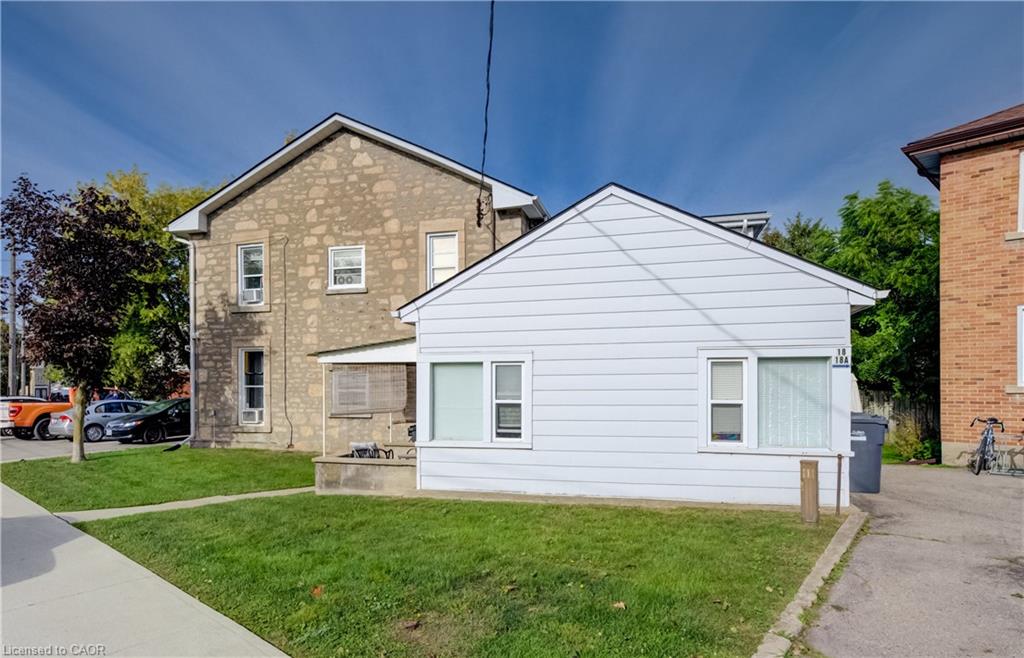 172 Arthur Street S Property Photo 6