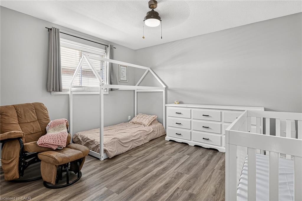 10 Potters Way Property Photo 27