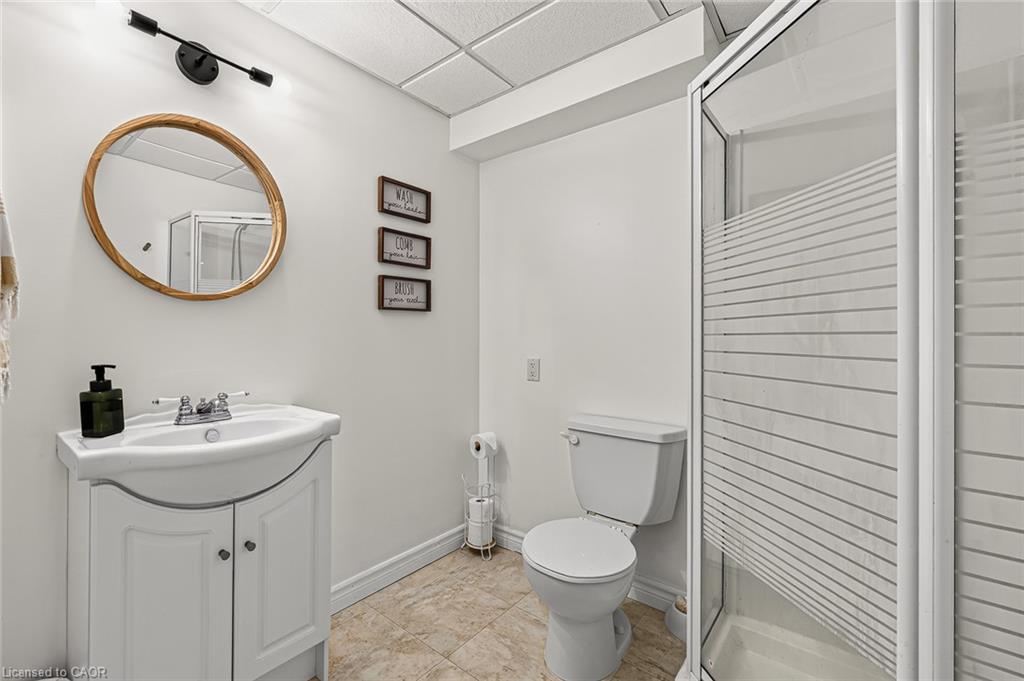 10 Potters Way Property Photo 35