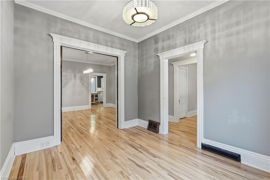 198 Duke Street Property Photo 2