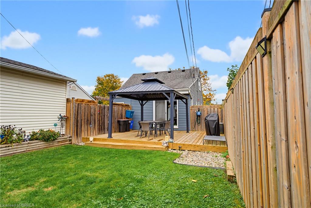 77 Eighth Avenue Property Photo 15