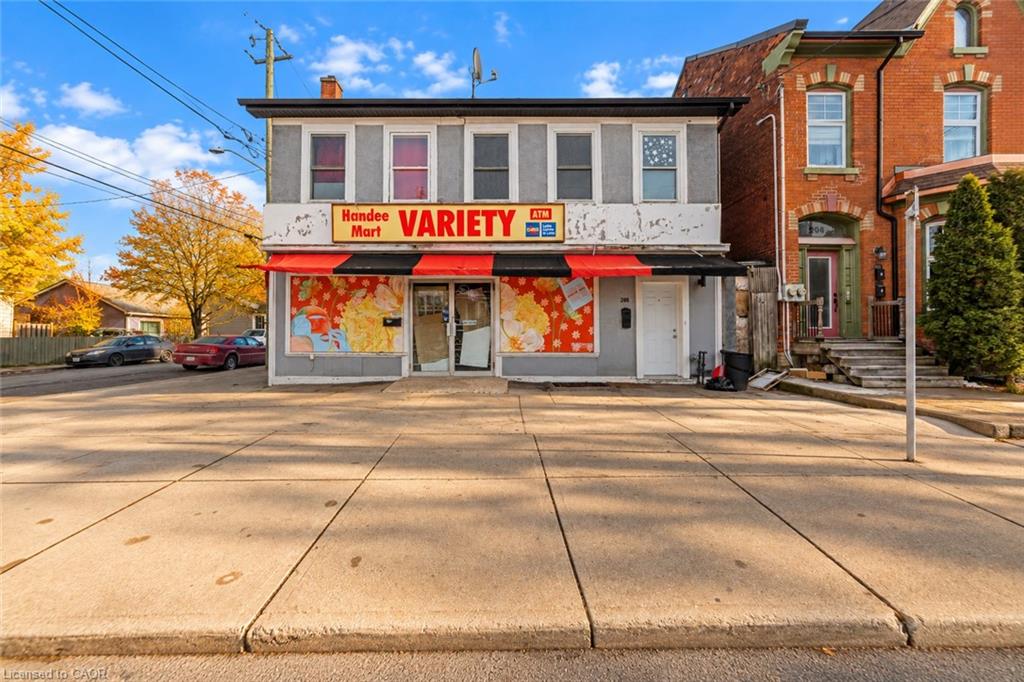 208 Mary Street Property Photo 1
