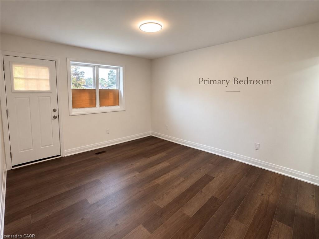 15 Keele Street Unit B Property Photo 7